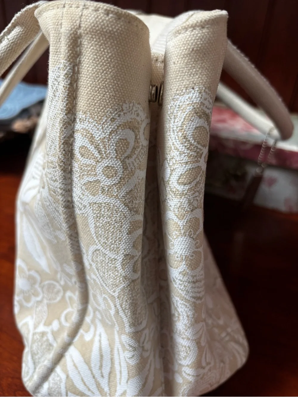 Oscar De La Renta Beige With White Flowers tote